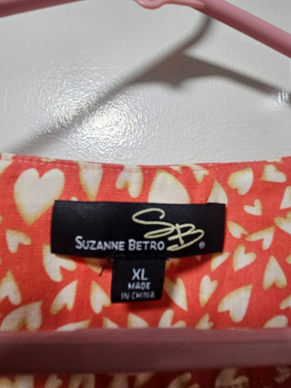 Suzanne Betro Coral and Cream Heart-Print Pleated Tunic - Picture 3 of 6
